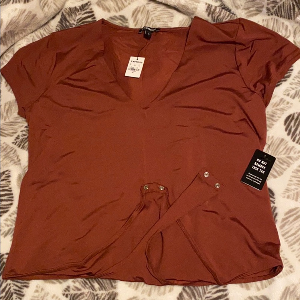 Express snap closure bodysuit